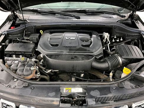 Used 2017 Jeep Grand Cherokee Overland w/ Jeep Active Safety Group image 12