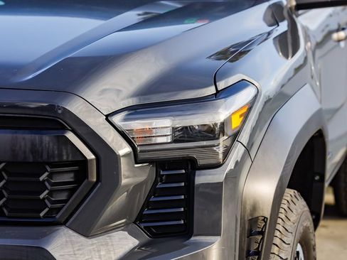 Used 2024 Toyota Tacoma TRD Off-Road AWD/4WD image 5
