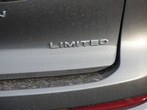 Used 2023 Toyota Crown AWD/4WD image 10