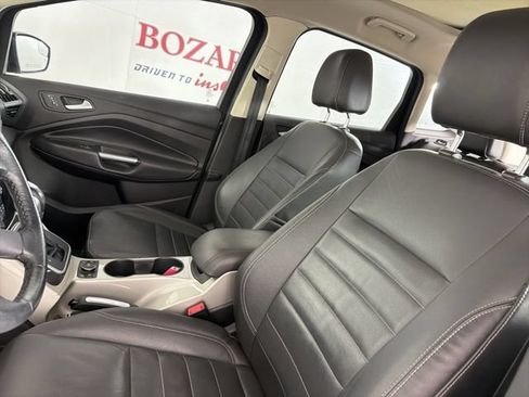 Used 2015 Ford C-MAX SEL w/ Equipment Group 303A FWD image 10