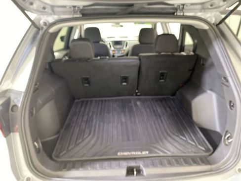 Used 2024 Chevrolet Equinox LS w/ LS Convenience Package image 31