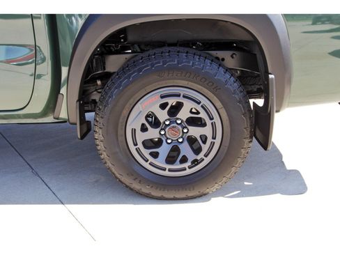 Certified 2025 Nissan Frontier PRO-4X w/ Interior Protection Package AWD/4WD image 29