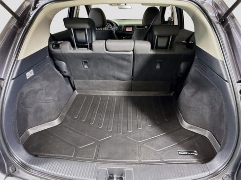 Used 2022 Honda HR-V LX image 34