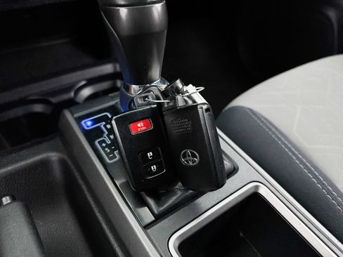 Used 2021 Toyota Tacoma TRD Off-Road w/ Blackout Package (TMS) AWD/4WD image 34