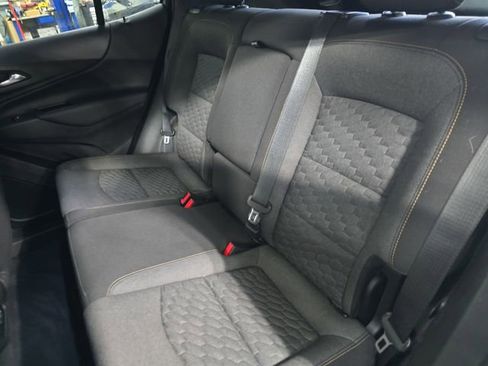 Used 2020 Chevrolet Equinox LT w/ Driver Convenience Package image 15