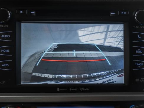 Used 2018 Toyota Highlander XLE w/ Protection Package #3 image 37