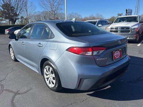 Used 2023 Toyota Corolla LE image 7