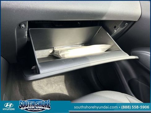 Certified 2024 Hyundai Santa Cruz Night AWD/4WD image 37