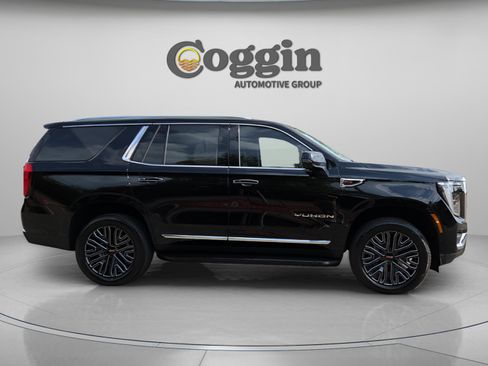 Certified 2026 GMC Yukon Elevation w/ LPO, Floor Liner Package AWD/4WD image 6
