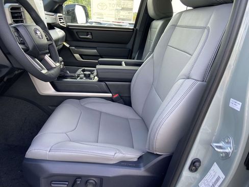 New 2026 Toyota Tundra SR5 AWD/4WD image 18