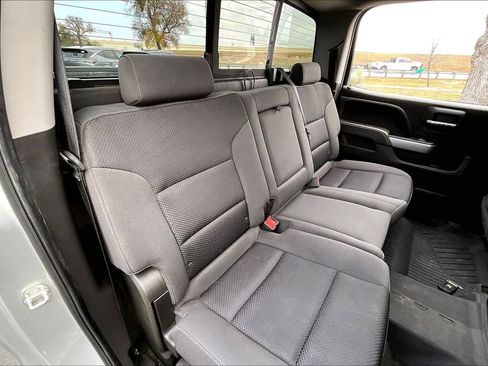 Used 2018 Chevrolet Silverado 1500 LT w/ Texas Edition image 19