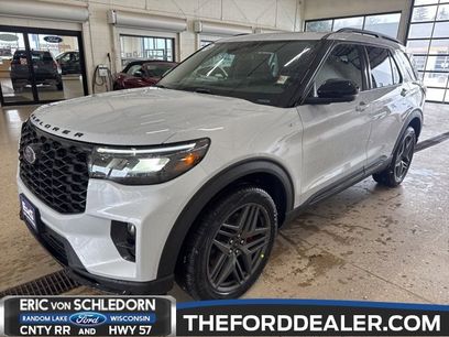 New 2026 Ford Explorer ST-Line w/ ST-Line Street Pack