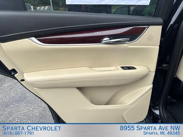 Used 2019 Cadillac XT5 Luxury AWD/4WD image 26