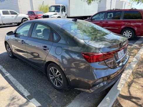 Certified 2024 Kia Forte LXS FWD image 4