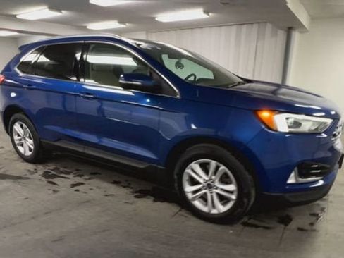 Used 2020 Ford Edge SEL w/ Convenience Package image 2