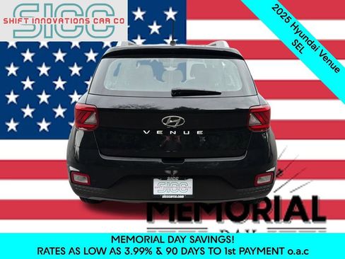 Used 2025 Hyundai Venue SEL FWD image 5