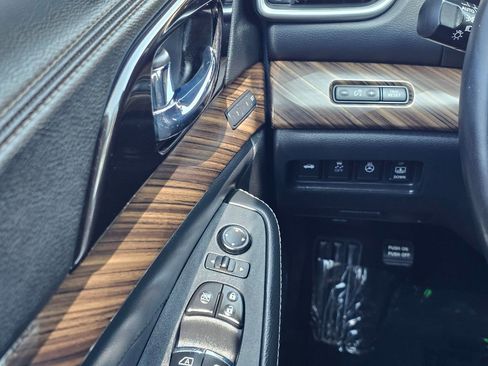 Used 2017 Nissan Maxima Platinum w/ Medallion Package image 30