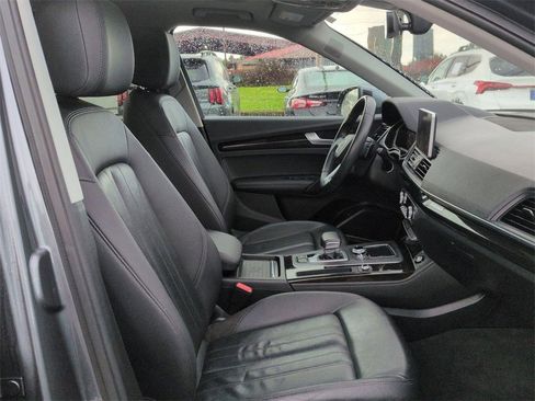 Used 2020 Audi Q5 2.0T Premium Plus w/ Premium Plus Package image 32