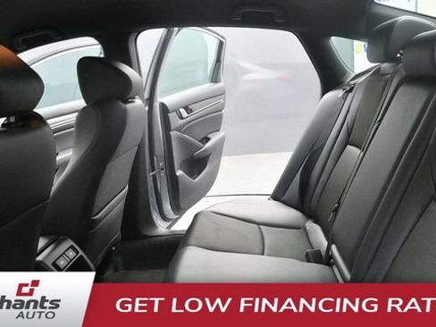 Used 2022 Honda Accord Sport image 16