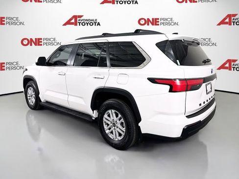 Certified 2024 Toyota Sequoia SR5 w/ SR5 Premium Package AWD/4WD image 6