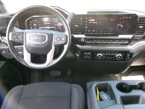 Used 2025 GMC Sierra 1500 Elevation AWD/4WD image 11