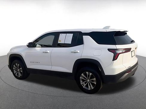 Used 2025 Chevrolet Equinox LT FWD image 10