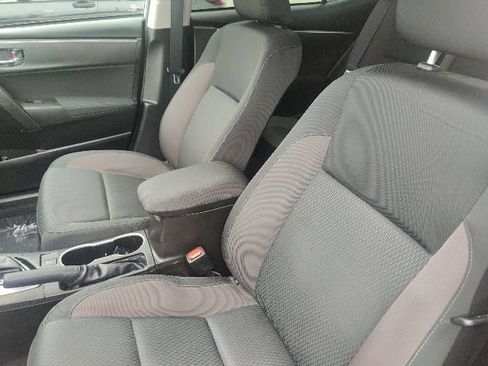 Used 2019 Toyota Corolla LE FWD image 16