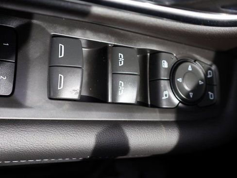 Used 2022 Chevrolet Tahoe LT w/ Luxury Package AWD/4WD image 43