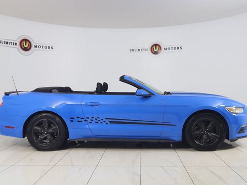 Used 2017 Ford Mustang Convertible RWD image 2
