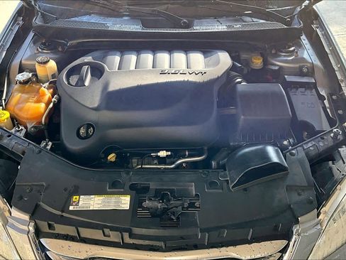 Used 2013 Chrysler 200 Limited image 28