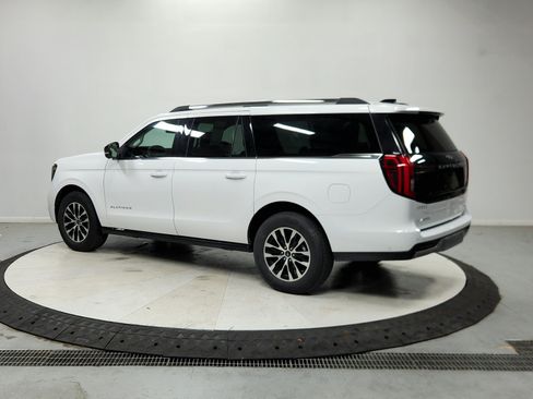 Used 2025 Ford Expedition Max Platinum AWD/4WD image 6