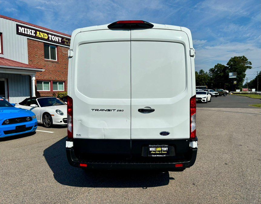 Used 2023 Ford Transit 250 Medium Roof w/ Load Area Protection Package RWD image 8