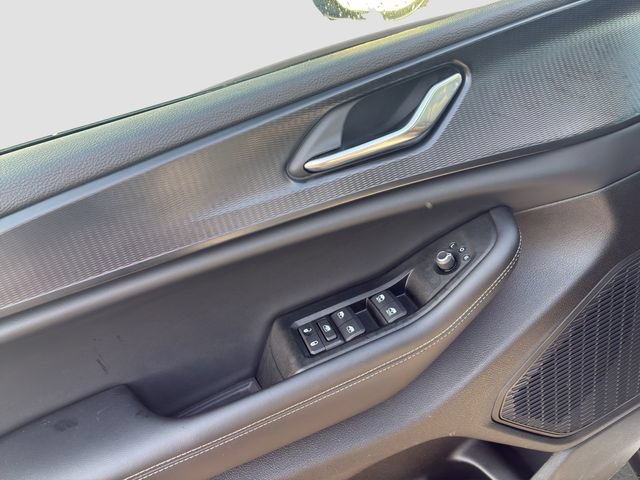 Used 2025 Jeep Grand Cherokee L Altitude AWD/4WD image 15