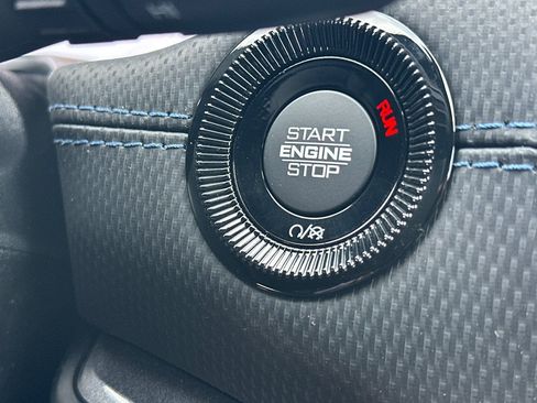 New 2026 Jeep Compass Latitude image 26