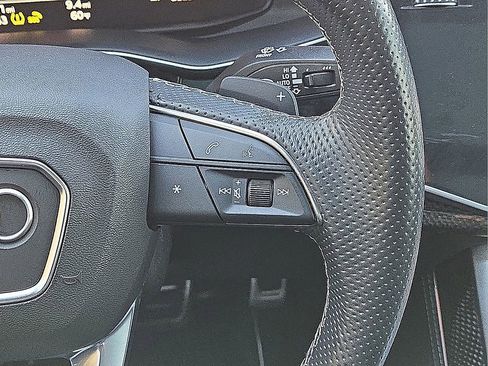 Used 2023 Audi SQ8 Prestige w/ Prestige Package image 21