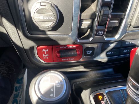 Used 2023 Jeep Wrangler Unlimited Rubicon 4xe w/ Safety Group image 17