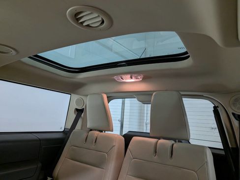 Used 2013 Ford Flex Limited image 18