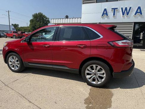 Certified 2023 Ford Edge Titanium AWD/4WD image 3