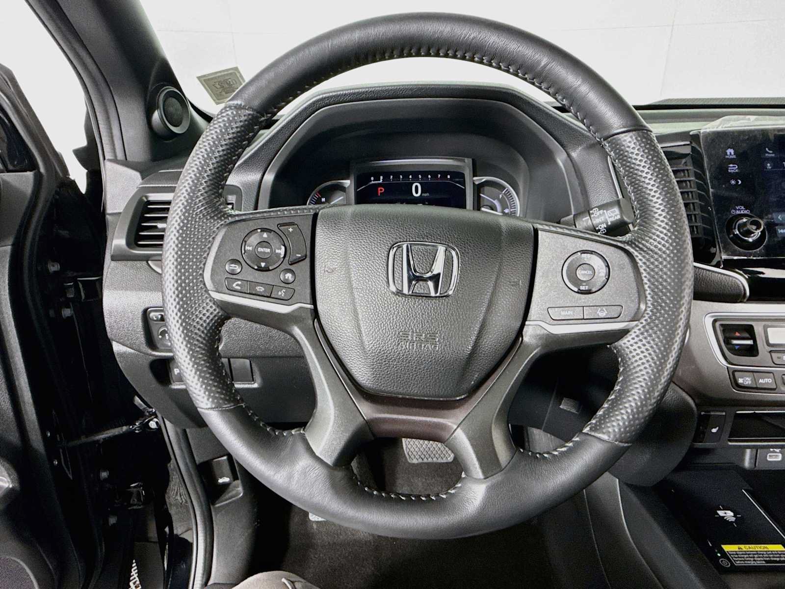 Certified 2025 Honda Passport EX-L image 13