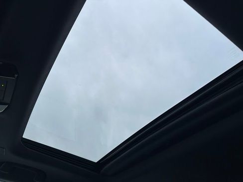 Certified 2025 Toyota Land Cruiser Base image 29