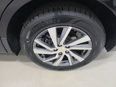 Used 2022 Chevrolet Equinox LT FWD image 38
