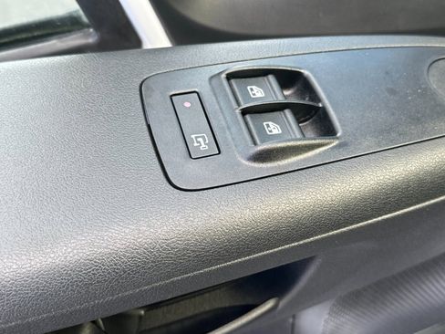 Used 2025 RAM ProMaster 2500 w/ Storage Group image 11