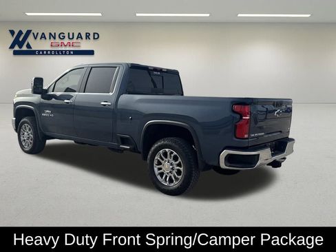 Used 2025 Chevrolet Silverado 2500 LTZ w/ LTZ Convenience Package image 3