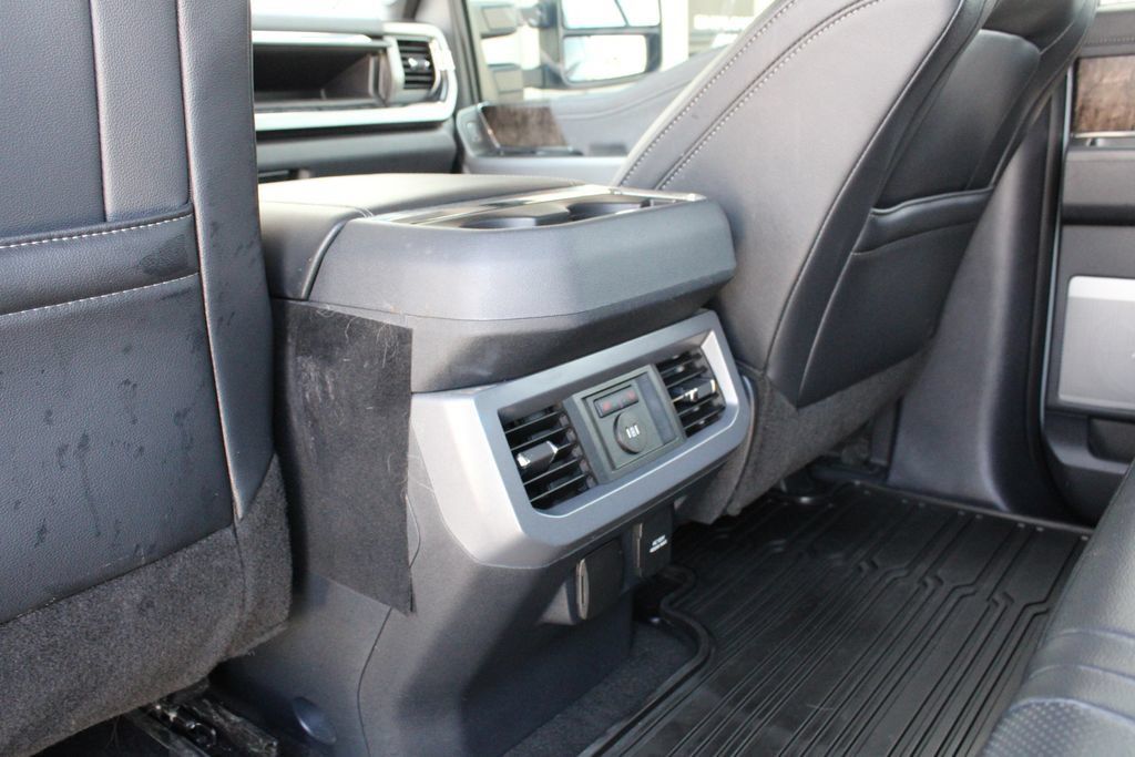 Used 2024 Ford F350 Lariat w/ Lariat Ultimate Package AWD/4WD image 23