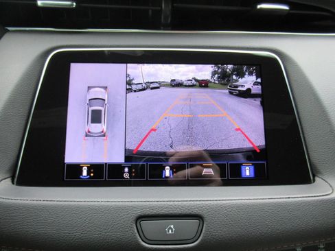 Used 2022 Cadillac XT4 Sport w/ Comfort Package FWD image 29