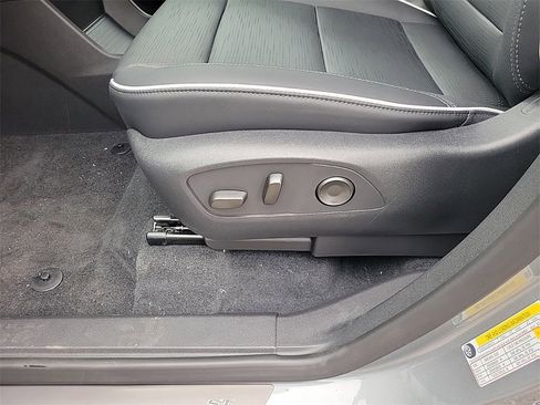 New 2025 Buick Enclave Sport Touring w/ Power Package image 13