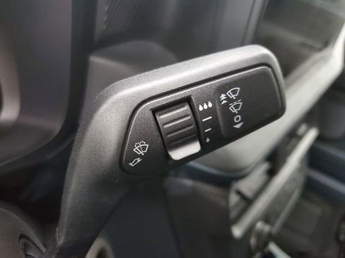 New 2025 Ford Maverick XL w/ Equipment Group 101A image 31