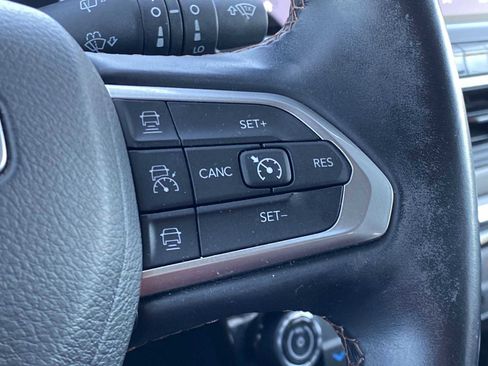 Certified 2022 Jeep Compass Limited AWD/4WD image 33