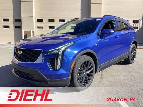 Used 2022 Cadillac XT4 Sport AWD/4WD image 3