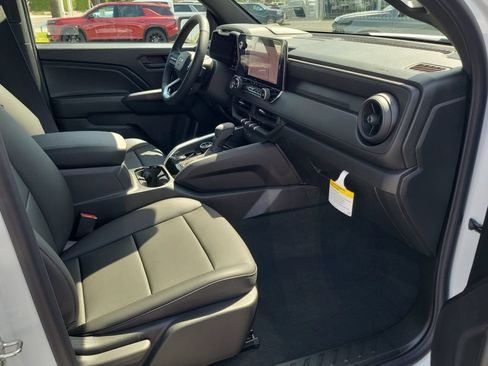 New 2026 Chevrolet Colorado Trail Boss AWD/4WD image 16